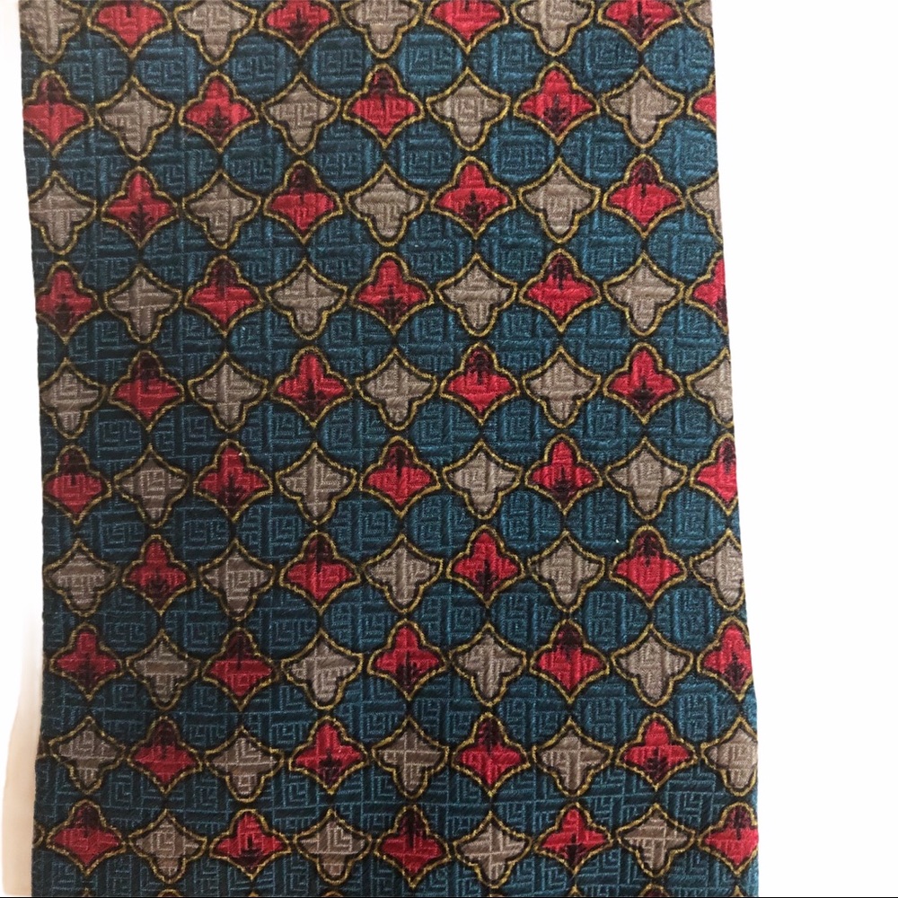 Bill Blass men’s tie 100% silk width 3 3/4 inch